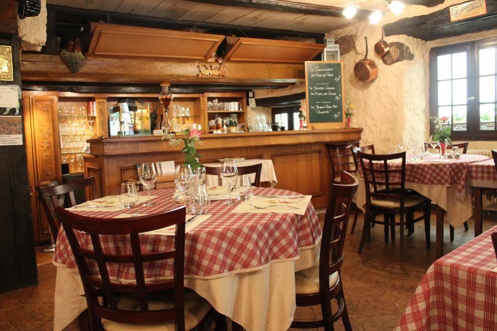 Auberge des Trois Châteaux Eguisheim Exterior foto