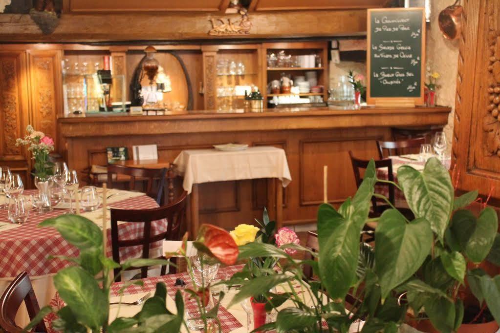 Auberge des Trois Châteaux Eguisheim Exterior foto